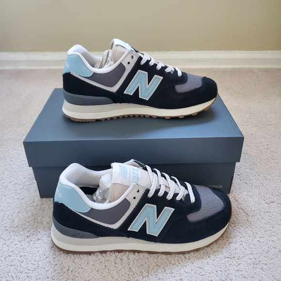 New Balance womens 574 - Picture 2 of 12